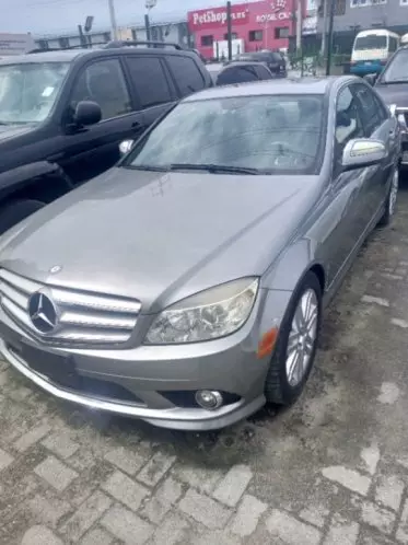 Mercedes-Benz C 300