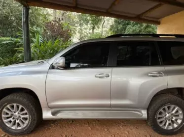 Toyota Landcruiser Prado