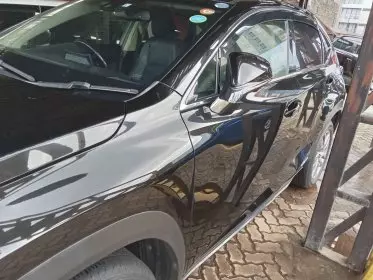 Lexus NX300h Hybrid