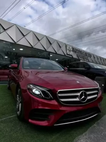 Mercedes-Benz E 300