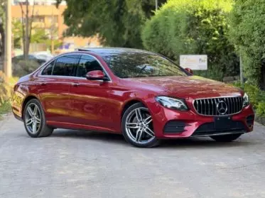 Mercedes-Benz E 220