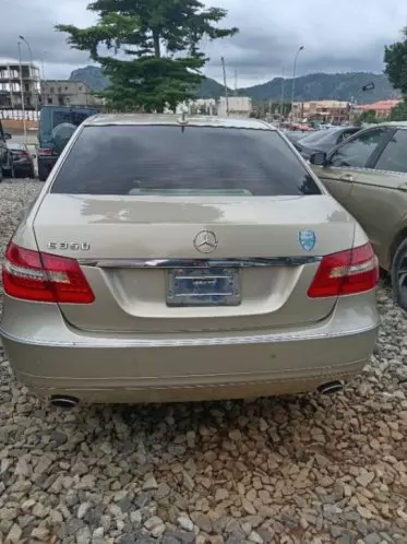 Mercedes-Benz E 350