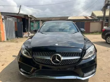 Mercedes-Benz C 300