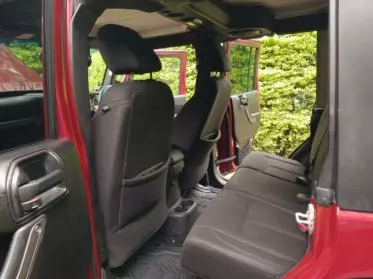 JEEP Wrangler Sahara