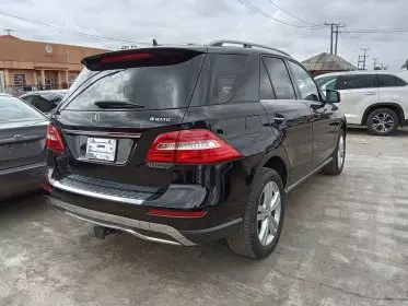 Mercedes-Benz ML 350