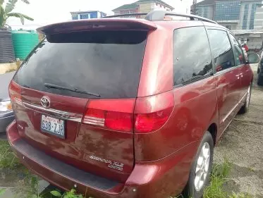 Toyota Sienna