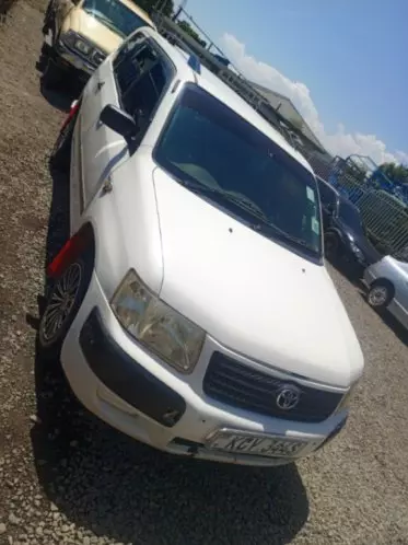 Toyota Succeed