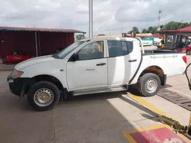 Mitsubishi L200 D/C GL Did