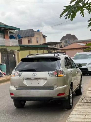 Lexus RX 330