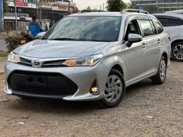 Toyota Fielder 
