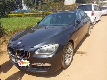 BMW 740