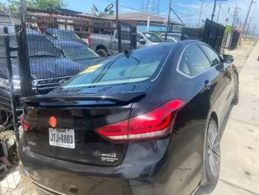 Hyundai Genesis