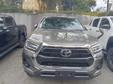 Toyota Hilux 