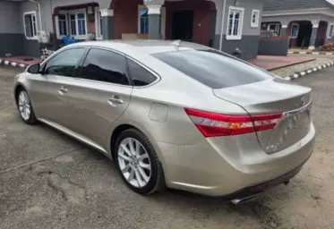 Toyota Avalon