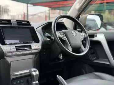 Toyota Land Cruiser Prado TX L