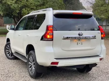Toyota Landcruiser Prado