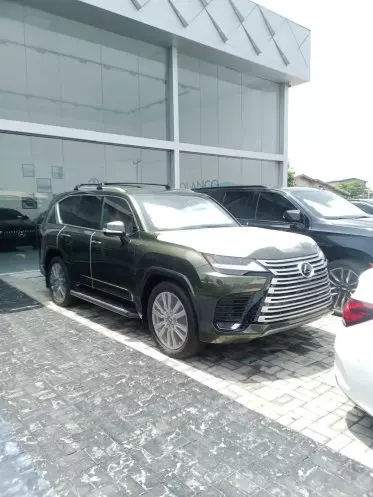 Lexus LX 570