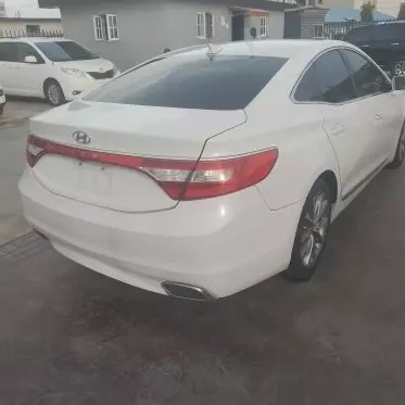 Hyundai Azera