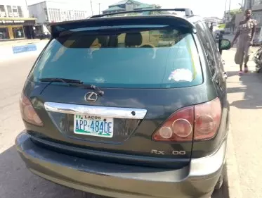 Lexus RX 300