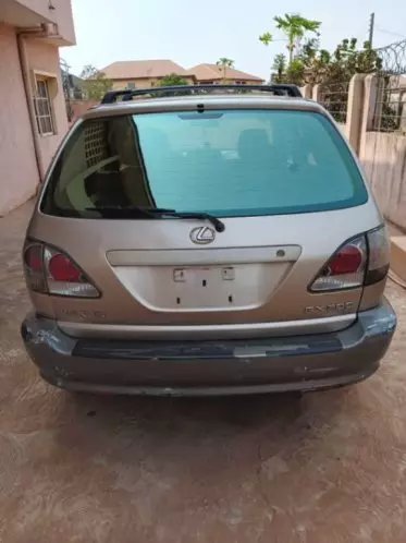 Lexus RX 300
