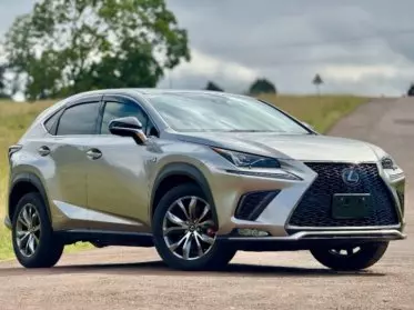 Lexus NX300h Hybrid