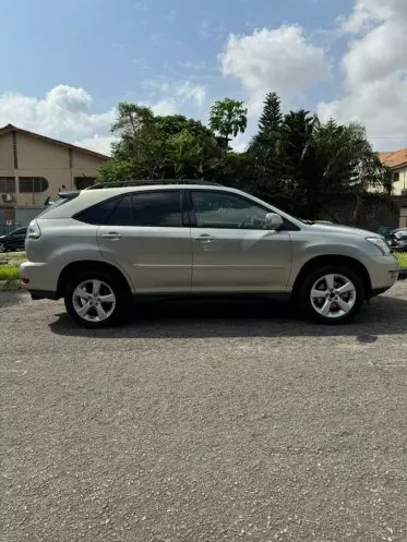 Lexus RX 330