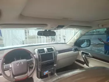 Lexus GS 460