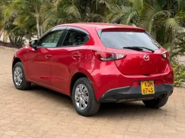Mazda Demio 
