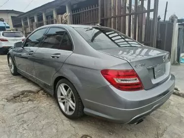 Mercedes-Benz C 250