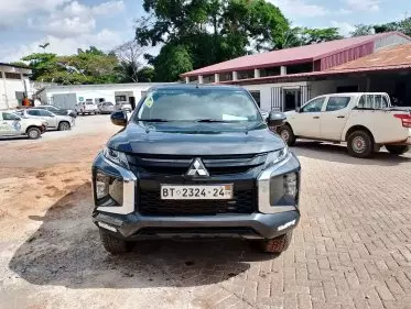 Mitsubishi L200 D/C Sportero A/T