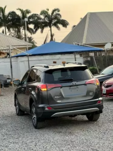 Toyota RAV 4