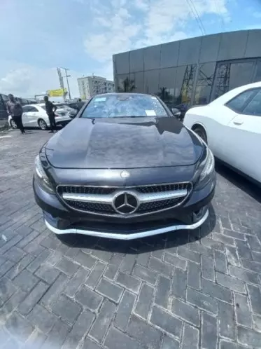 Mercedes-Benz S 550