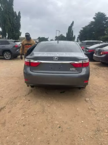 Lexus ES 250