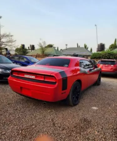 Dodge Challenger