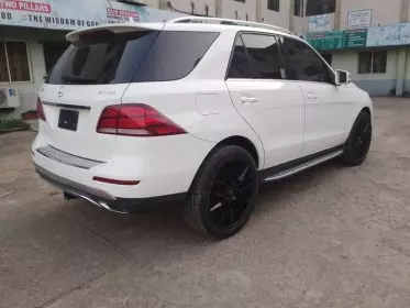 Mercedes-Benz GLE 350