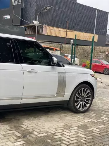 Land Rover Range Rover Autobiography