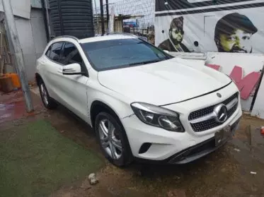 Mercedes-Benz GLA 250