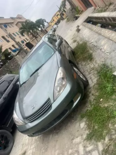 Lexus ES 300