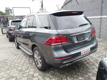 Mercedes-Benz GLE 350