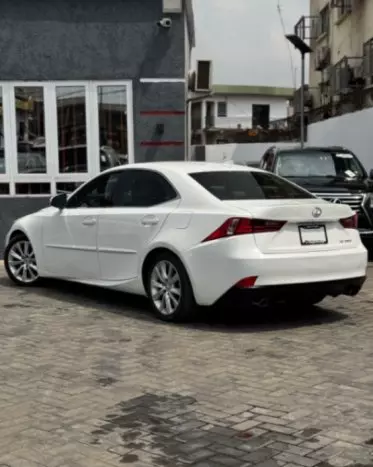 Lexus IS 250