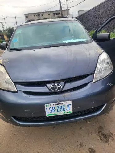 Toyota Sienna