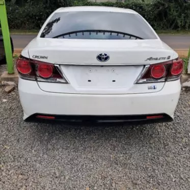 Toyota Crown Athlete 