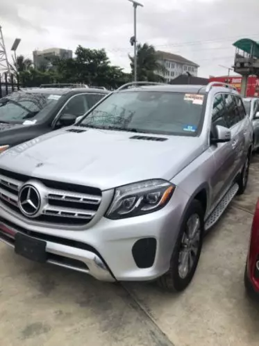 Mercedes-Benz GLS 450