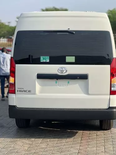 Toyota Hiace (High Roof)
