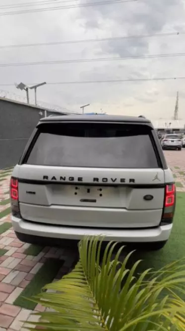 RANGE ROVER Vogue