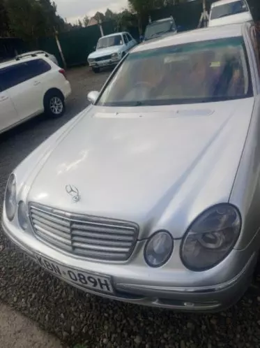 Mercedes-Benz E250