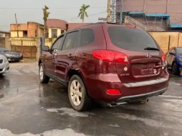 Hyundai Santa FE
