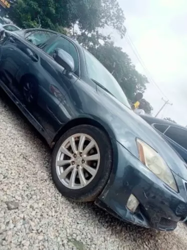 Lexus IS 250