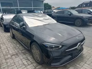 Mercedes-Benz C 300