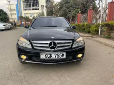 Mercedes-Benz C200